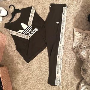 Adidas Crop top/ Leggings marching set